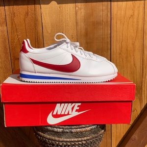 Nike Classic Cortez Leather Sneakers